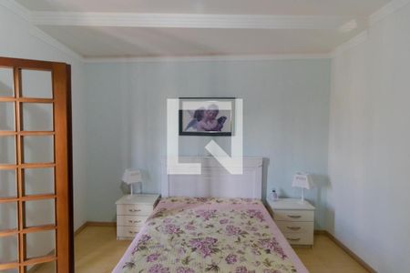 Casa à venda com 351m², 4 quartos e 4 vagasSuíte 02