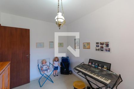 Casa à venda com 351m², 4 quartos e 4 vagasQuarto 02 (Casa de Hóspedes)