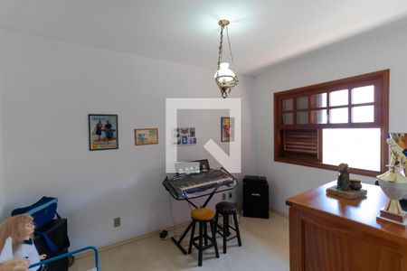 Casa à venda com 351m², 4 quartos e 4 vagasQuarto 02 (Casa de Hóspedes)