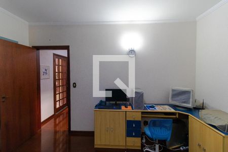 Casa à venda com 351m², 4 quartos e 4 vagasEscritório