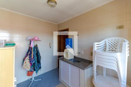 Casa à venda com 351m², 4 quartos e 4 vagasCozinha 02 (Casa de Hóspedes)