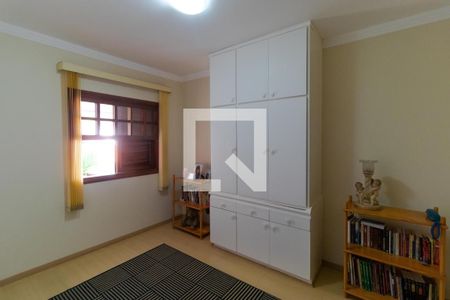 Casa à venda com 351m², 4 quartos e 4 vagasQuarto 01