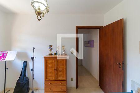 Casa à venda com 351m², 4 quartos e 4 vagasQuarto 02 (Casa de Hóspedes)