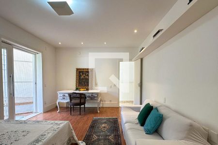 Casa à venda com 800m², 6 quartos e 5 vagas Casa à venda com 800m², 6 quartos e 5 vagasSuíte 6