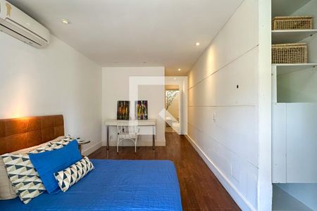 Casa à venda com 800m², 6 quartos e 5 vagas Casa à venda com 800m², 6 quartos e 5 vagasSuíte 2