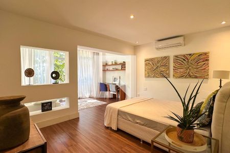 Casa à venda com 800m², 6 quartos e 5 vagas Casa à venda com 800m², 6 quartos e 5 vagasSuíte 4