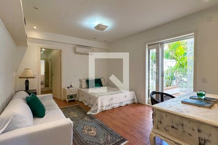 Casa à venda com 800m², 6 quartos e 5 vagas Casa à venda com 800m², 6 quartos e 5 vagasSuíte 6