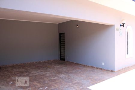 Casa à venda com 185m², 3 quartos e 5 vagasGaragem
