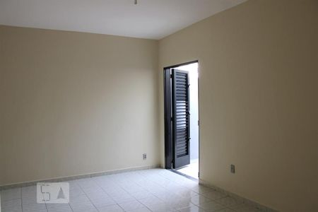 Casa à venda com 185m², 3 quartos e 5 vagasQuarto 3- Suíte