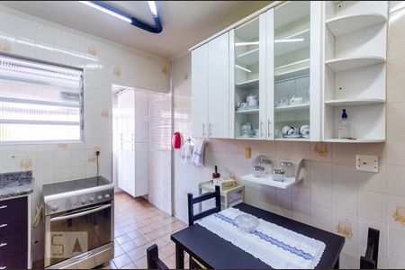 Apartamento para alugar com 105m², 3 quartos e 1 vaga Apartamento para alugar com 105m², 3 quartos e 1 vagaCozinha