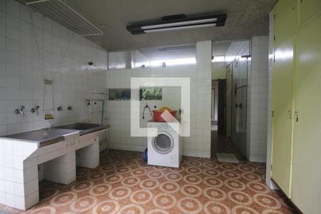 Casa à venda com 324m², 6 quartos e 3 vagasÁrea de Serviço