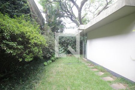 Casa à venda com 324m², 6 quartos e 3 vagasÁrea Externa