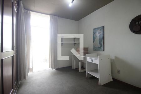 Casa à venda com 324m², 6 quartos e 3 vagasSuíte 3