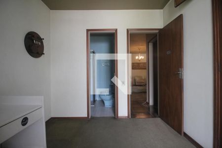 Casa à venda com 324m², 6 quartos e 3 vagasSuíte 3