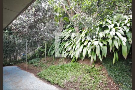 Casa à venda com 324m², 6 quartos e 3 vagasÁrea Externa