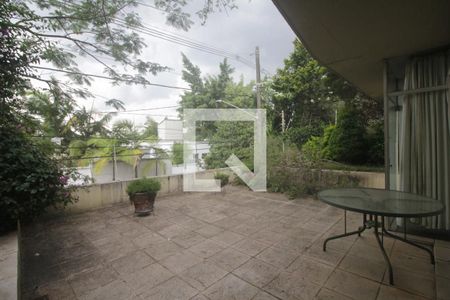 Casa à venda com 324m², 6 quartos e 3 vagasÁrea Externa