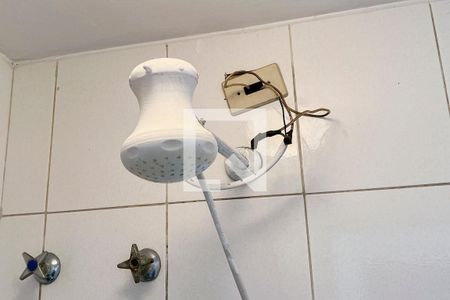 Apartamento à venda com 98m², 2 quartos e sem vaga Apartamento à venda com 98m², 2 quartos e sem vagaBanheiro de Serviço