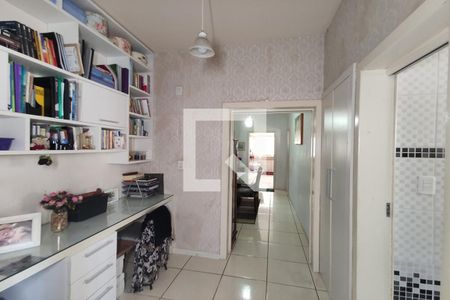 Casa à venda com 129m², 2 quartos e 1 vaga Casa à venda com 129m², 2 quartos e 1 vagaEscritório