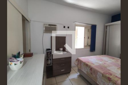 Casa à venda com 129m², 2 quartos e 1 vaga Casa à venda com 129m², 2 quartos e 1 vagaQuarto 3 - Suíte