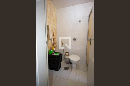 Apartamento à venda com 95m², 2 quartos e 1 vaga Apartamento à venda com 95m², 2 quartos e 1 vagaBanheiro