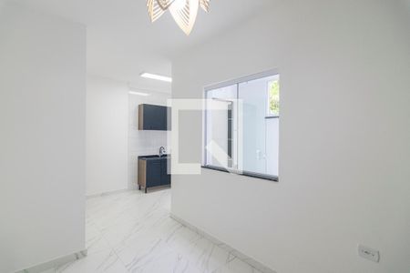 Sala de apartamento à venda com 2 quartos, 45m² em Vila Clarice, Santo André