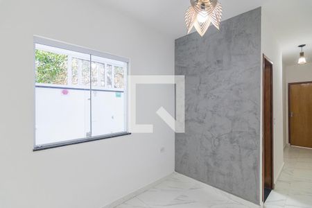 Sala de apartamento à venda com 2 quartos, 45m² em Vila Clarice, Santo André