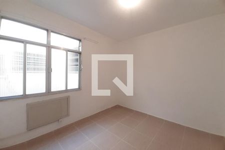 Quarto de apartamento à venda com 1 quarto, 60m² em Cachambi, Rio de Janeiro
