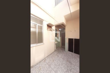 Apartamento para alugar com 70m², 2 quartos e sem vaga Apartamento para alugar com 70m², 2 quartos e sem vagaÁrea de Serviço