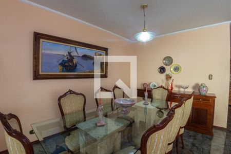 Casa à venda com 341m², 4 quartos e 4 vagasSala de Jantar