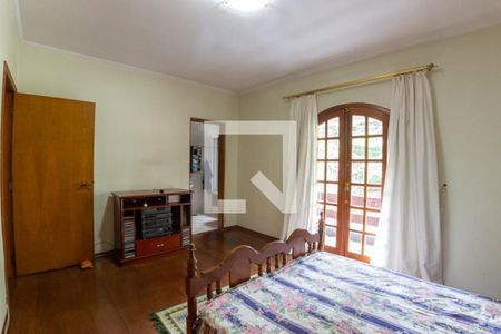 Casa à venda com 341m², 4 quartos e 4 vagasSuite 1