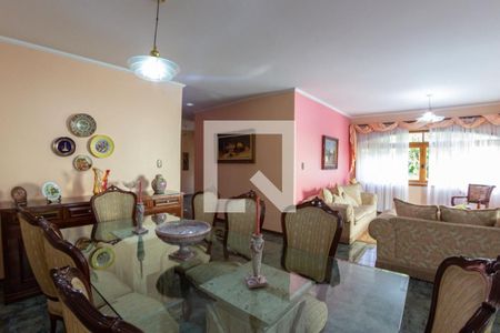 Casa à venda com 341m², 4 quartos e 4 vagasSala de Jantar