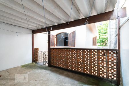 Casa para alugar com 250m², 3 quartos e 4 vagas Casa para alugar com 250m², 3 quartos e 4 vagasTerraço