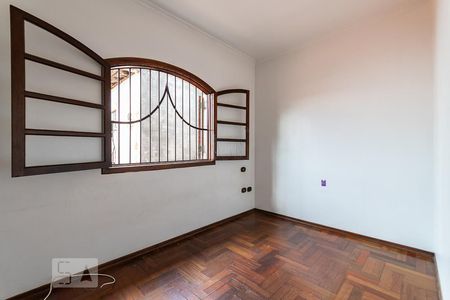 Casa para alugar com 250m², 3 quartos e 4 vagas Casa para alugar com 250m², 3 quartos e 4 vagasQuarto 2