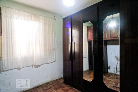 Quarto 2 de casa para alugar com 2 quartos, 150m² em Vila Palmeiras, São Paulo