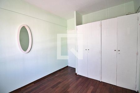 Apartamento à venda com 90m², 3 quartos e 1 vagaQuarto 2