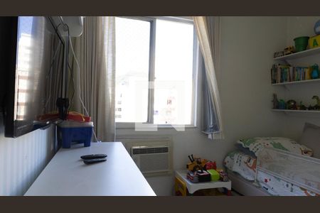 Apartamento à venda com 66m², 2 quartos e 1 vagaQuarto 2