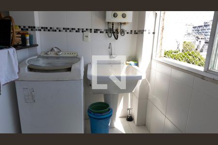 Apartamento à venda com 66m², 2 quartos e 1 vagaÁrea de Serviço