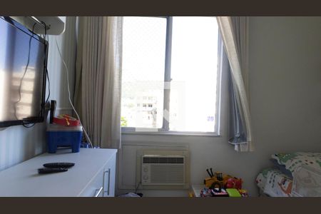 Apartamento à venda com 66m², 2 quartos e 1 vagaQuarto 2