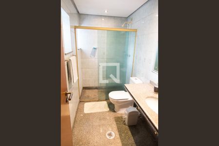 Apartamento à venda com 159m², 3 quartos e 4 vagasBanheiro Social