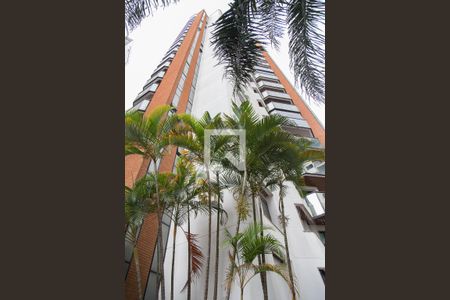 Apartamento à venda com 159m², 3 quartos e 4 vagasFachada