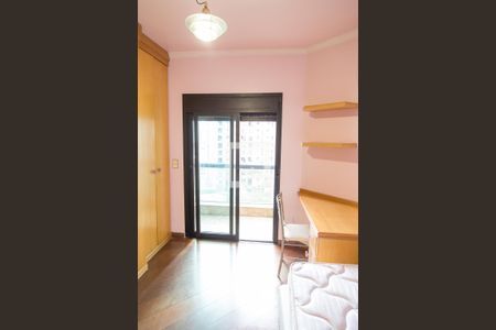 Apartamento à venda com 159m², 3 quartos e 4 vagasQuarto 2