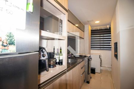 Apartamento à venda com 55m², 2 quartos e 1 vagaCozinha e Área de Serviço