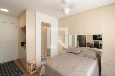 Cozinha e Quarto  de kitnet/studio para alugar com 1 quarto, 19m² em Jardim Brasília (zona Norte), São Paulo