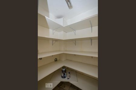 Despensa de apartamento para alugar com 3 quartos, 100m² em Grajaú, Belo Horizonte
