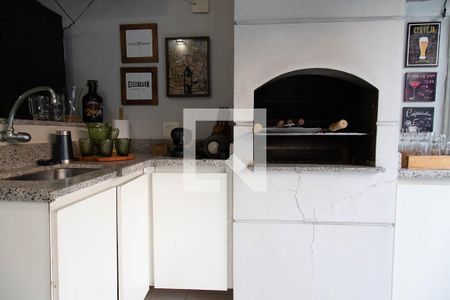 Casa de condomínio à venda com 280m², 4 quartos e 2 vagas Casa de condomínio à venda com 280m², 4 quartos e 2 vagasÁrea gourmet - churrasqueira