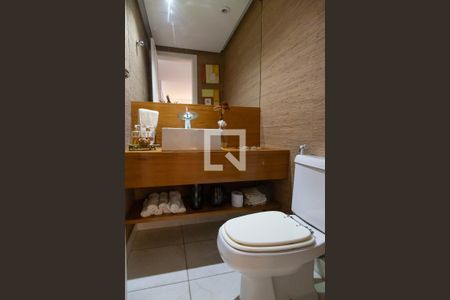 Casa de condomínio à venda com 280m², 4 quartos e 2 vagas Casa de condomínio à venda com 280m², 4 quartos e 2 vagasLavabo