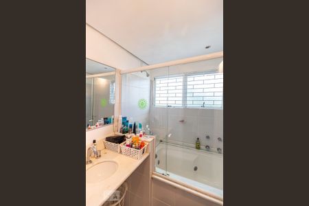 Casa à venda com 273m², 4 quartos e 2 vagasBanheiro do Quarto 4