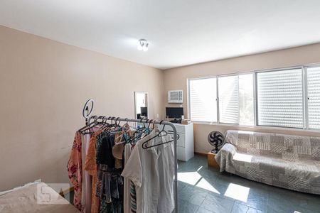 Casa à venda com 273m², 4 quartos e 2 vagasQuarto 1