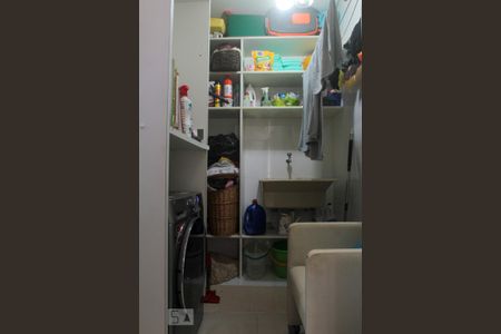 Apartamento à venda com 108m², 3 quartos e 1 vagaÁrea de Serviço