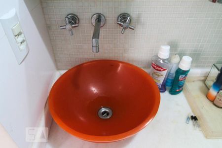 Apartamento à venda com 108m², 3 quartos e 1 vagaBanheiro do Quarto 2 - Suíte